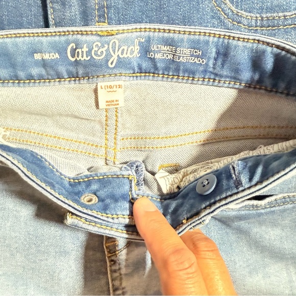 Cat & Jack Blue Denim Shorts Casual Cut-Off Style - Picture 4 of 6